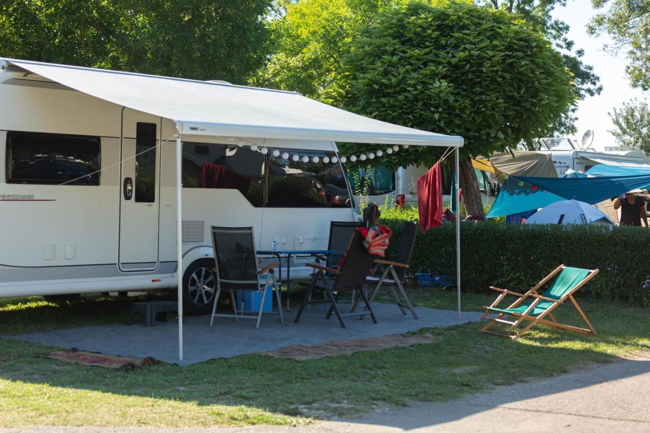 Aranypart Camping & Apartments Siofok Exterior photo