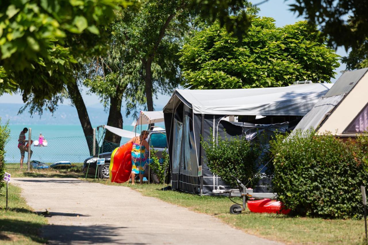 Aranypart Camping & Apartments Siofok Exterior photo