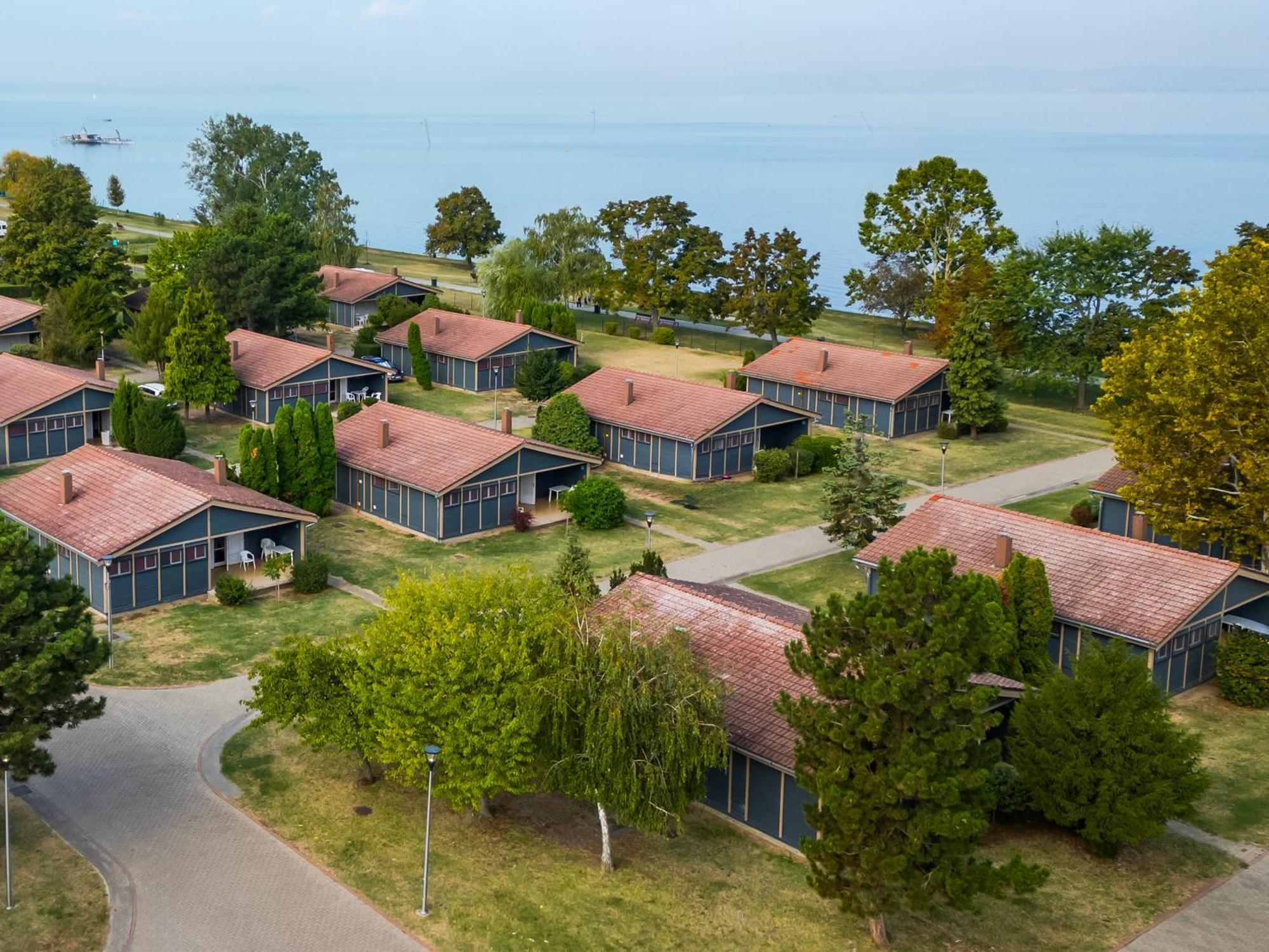 Aranypart Camping & Apartments Siofok Exterior photo